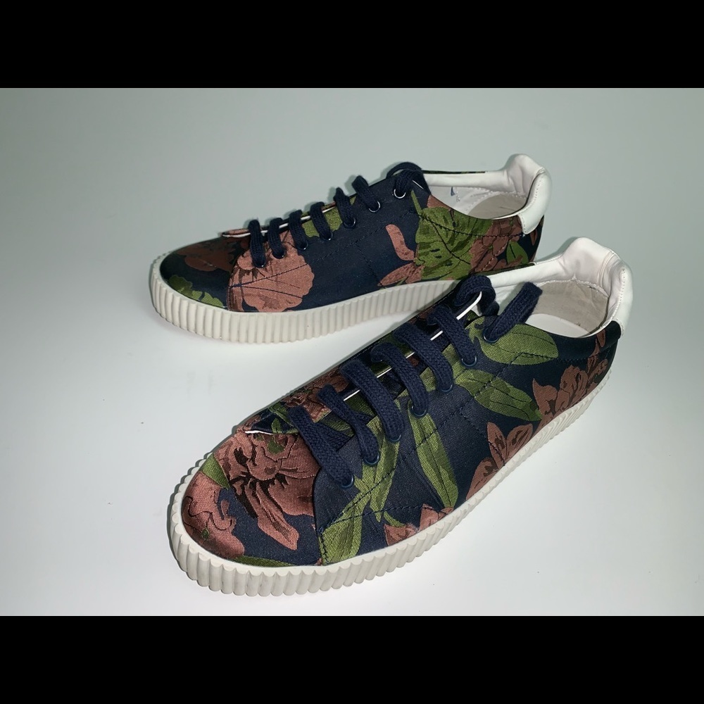 Zara basic collection flat floral shoes Sneakers
